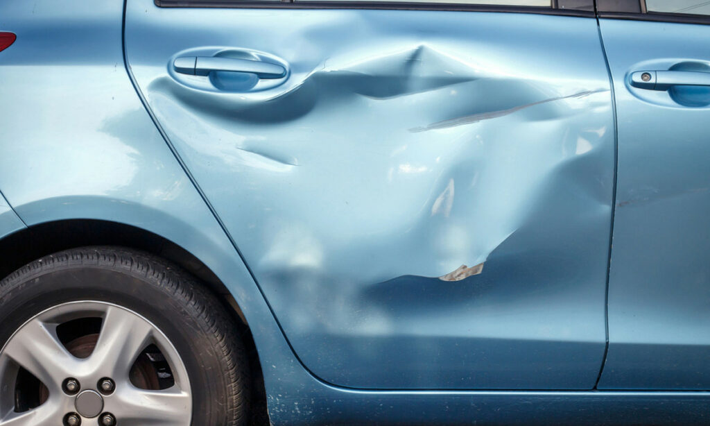 Rachat de voiture accidenté